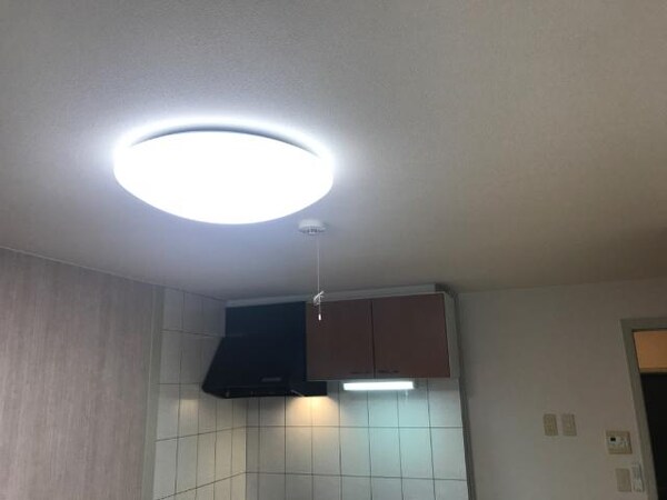 建物設備(リモコン付LED照明)