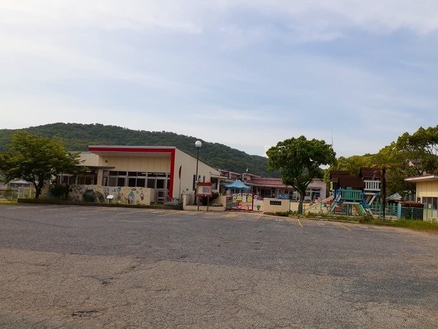 物件外観写真6　(坪生こども園まで370m)