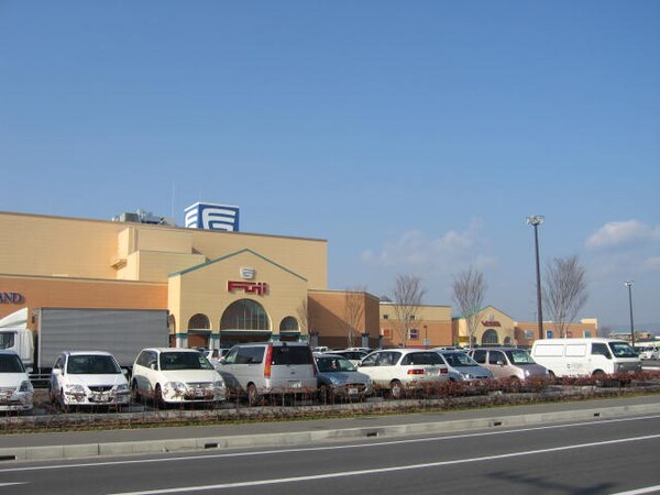周辺環境(フジグラン神辺店（ショッピングセンター）まで1,890ｍ)