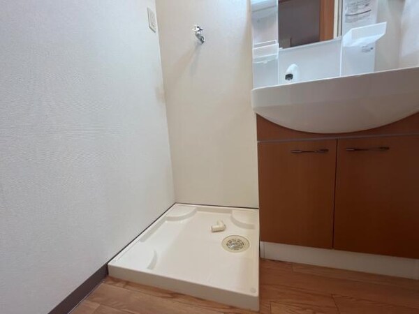 建物設備(洗濯機置場)