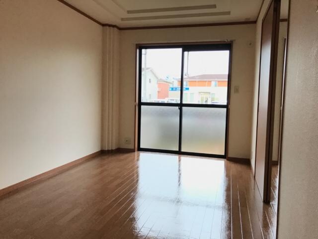 物件内観写真10　(リビング)