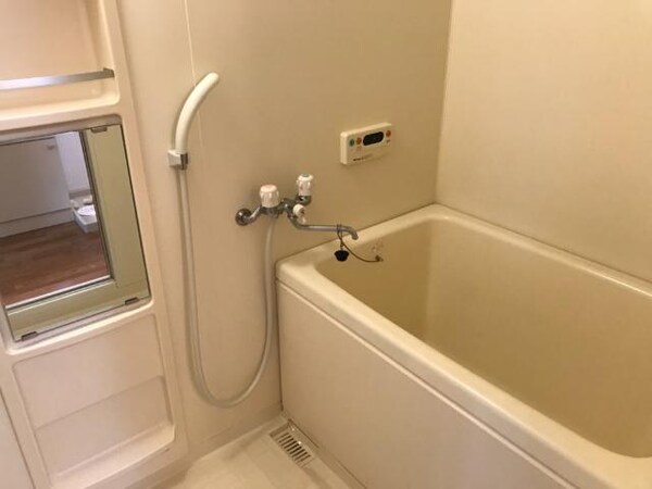 浴室(バス／シャワールーム等)