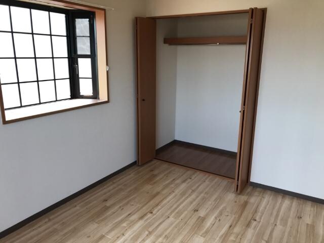 物件内観写真11　(洋室（6帖）)