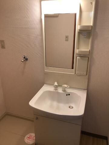 物件内観写真14　(洗髪洗面化粧台)