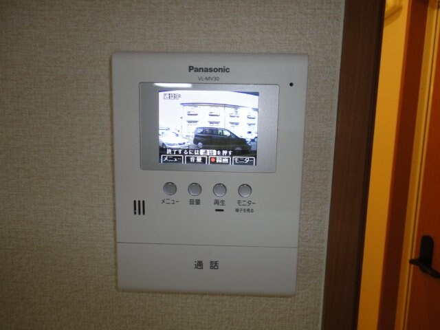 物件内観写真12　(カメラ付インターホン)