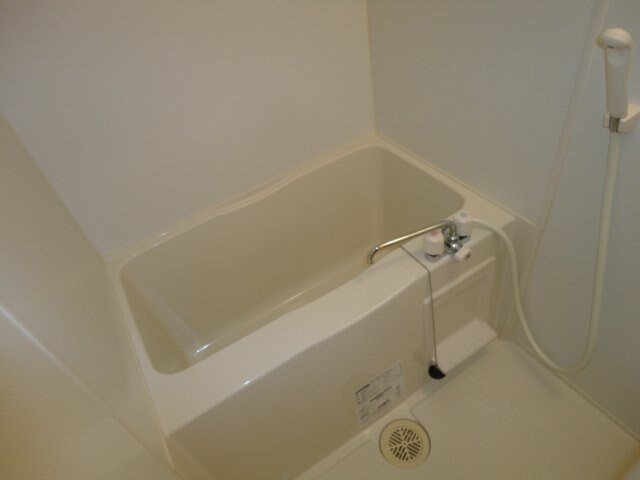 物件内観写真9　(ユニットバス)