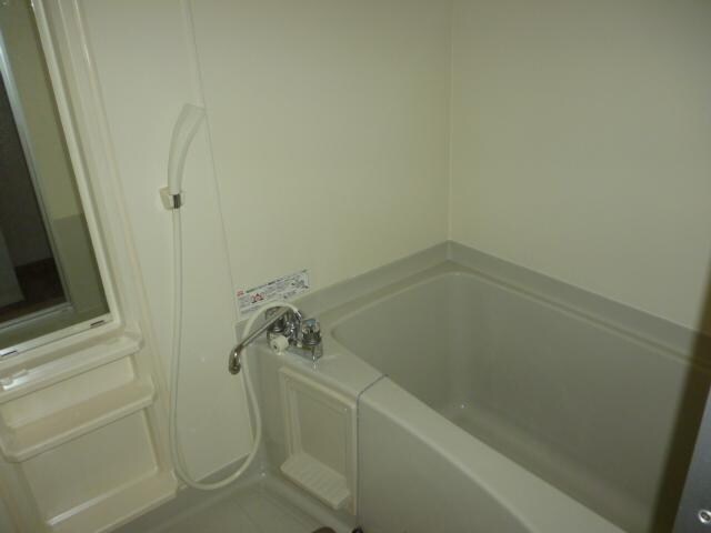 物件内観写真6　(風呂)