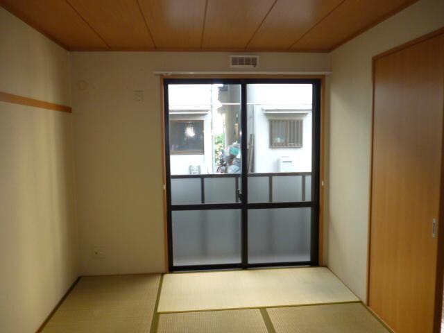 物件内観写真5　(和室)