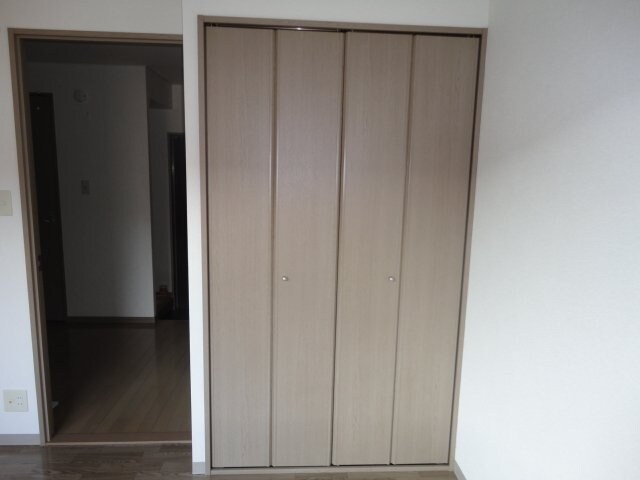 物件内観写真13　(クローゼット)
