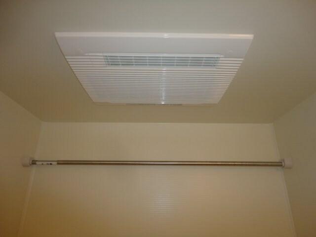 物件内観写真18　(浴室乾燥機)