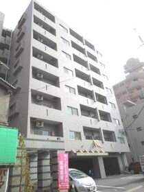 鹿児島市電２系統 都通駅 8階建 築18年の外観写真