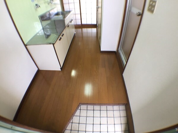 玄関(406号室の写真です)