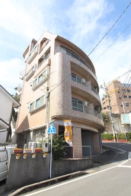 第1山元孝二ビル外観写真