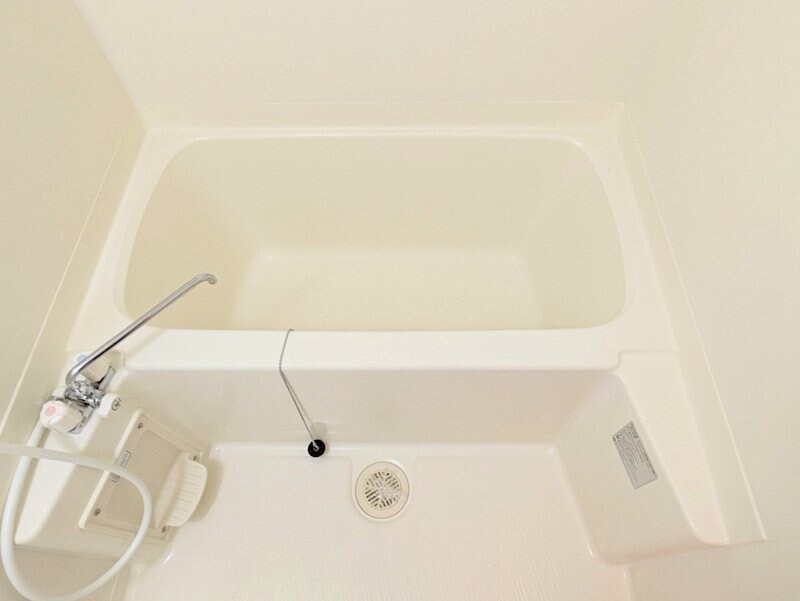 物件内観写真5　(202号室の写真です。)