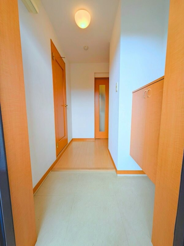 物件内観写真6　(202号室の写真です。)