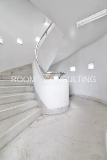 鹿児島市電１系統 脇田駅 4階建 築31年の外観写真