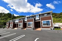 指宿枕崎線 瀬々串駅 2階建 築7年の外観写真