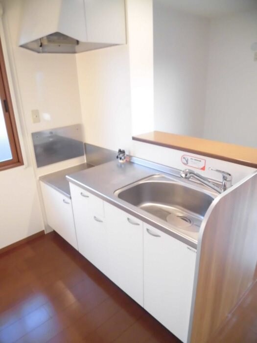 物件内観写真3　(同タイプのお部屋の写真です。)