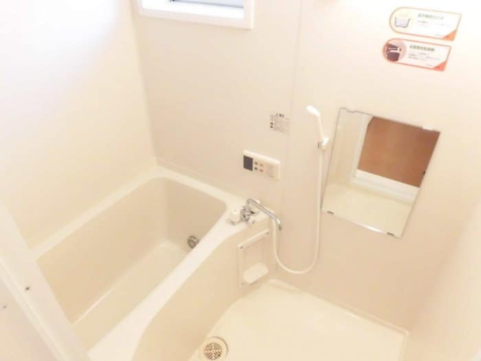 物件内観写真5　(同タイプのお部屋の写真です。)