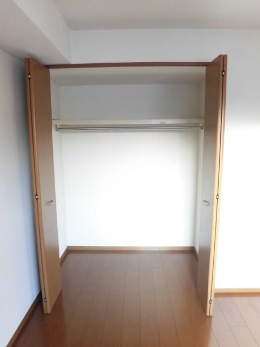 物件内観写真9　(同タイプのお部屋の写真です。)