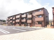 指宿枕崎線 谷山駅 3階建 築9年の外観写真