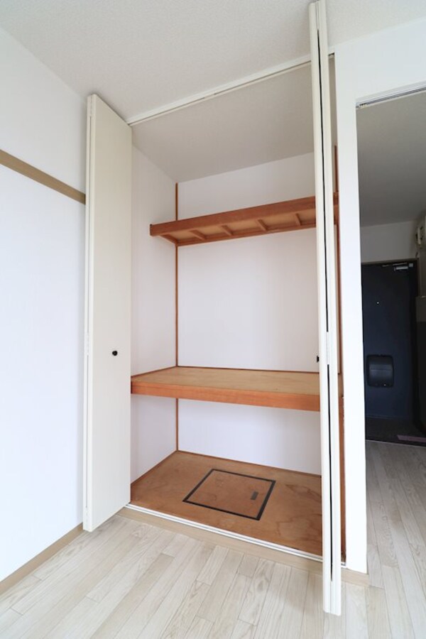 収納(同間取り102号室です。)