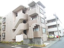 鹿児島市電１系統 二軒茶屋駅 3階建 築30年の外観写真