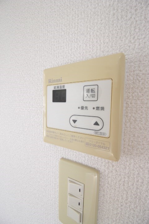 物件内観写真13　(この写真は703号室の写真です。)