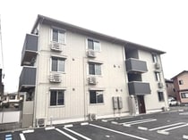 指宿枕崎線 慈眼寺駅 3階建 新築の外観写真