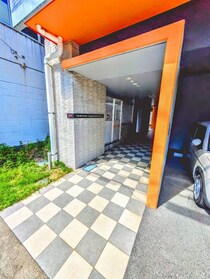 鹿児島本線 鹿児島中央駅 11階建 築8年の外観写真