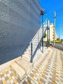 鹿児島市電１系統 上塩屋駅 2階建 築14年の外観写真