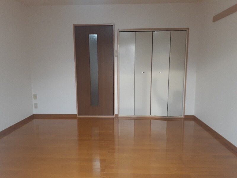 物件内観写真8　(別部屋同タイプ)