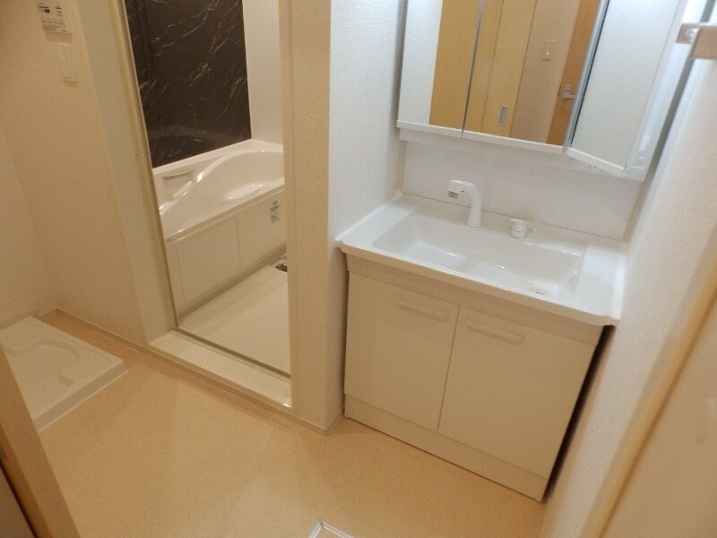 物件内観写真9　(同型参考写真)