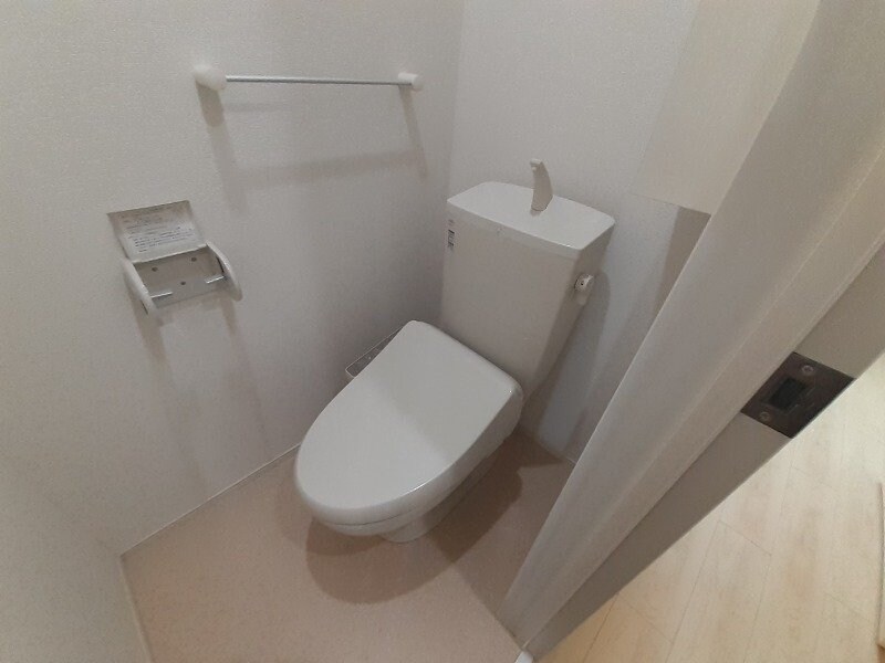 物件内観写真10　(同型参考写真)