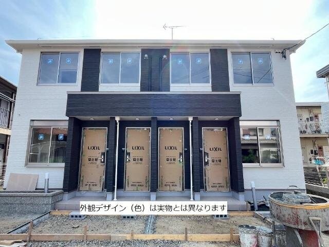 物件外観写真2　(同型モデル)