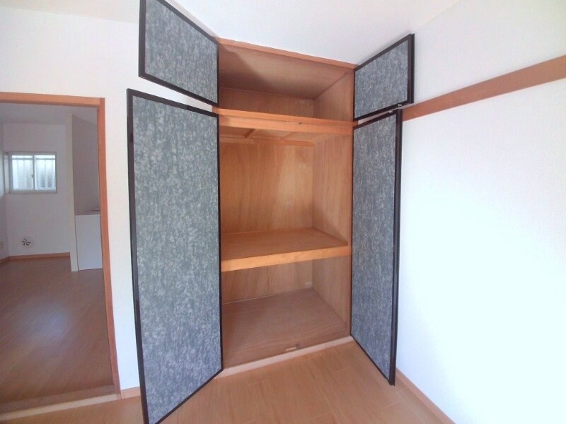 物件内観写真8　(同型部屋写真です。)