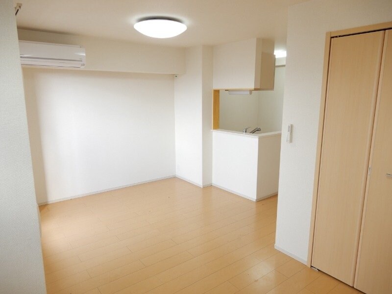 物件内観写真7　(同物件別室の写真です。)