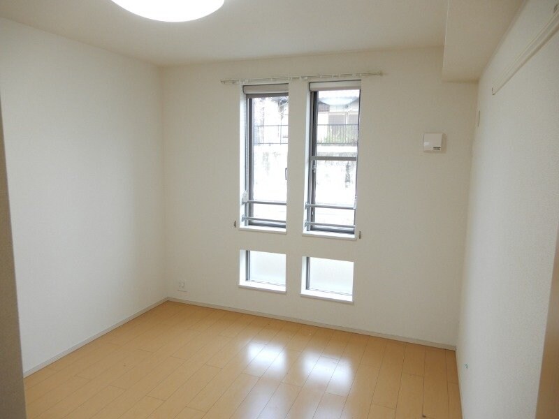 物件内観写真16　(同物件別室の写真です。)