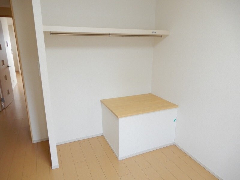 物件内観写真17　(同物件別室の写真です。)