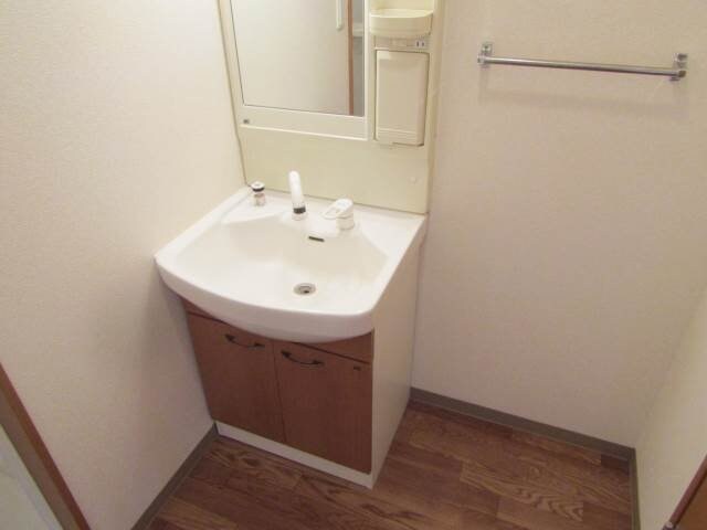 物件内観写真11　(同一物件の別部屋の写真です)