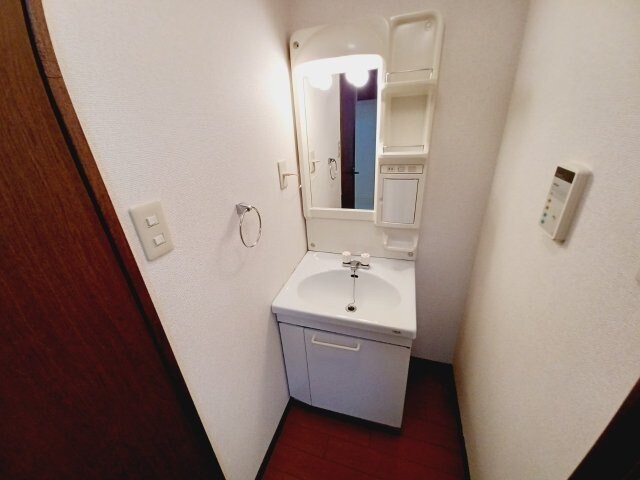 物件内観写真8　(別部屋同タイプ)