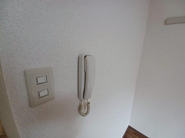 セキュリティ(別部屋参考写真となります。)