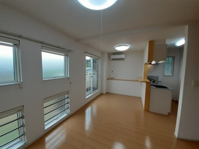 物件内観写真5　(同型参考写真)