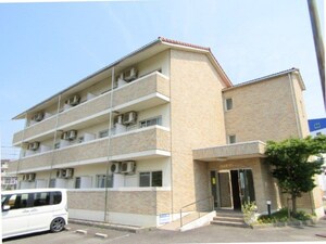 バロンズマンション外観写真