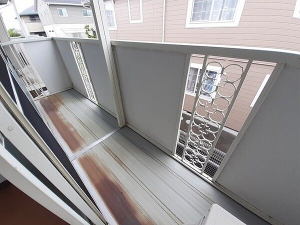 バルコニー(同型参考写真)