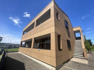 レジデンス鴻之台外観写真