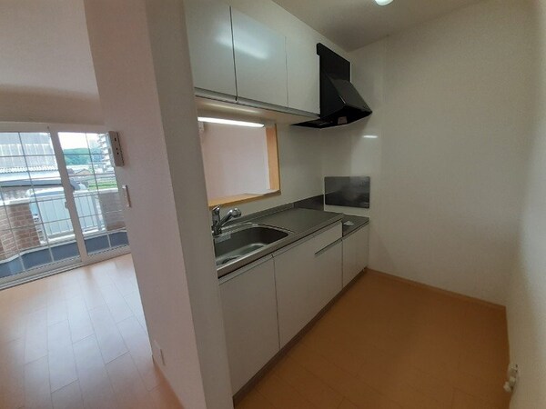 キッチン(同タイプ部屋写真です。)