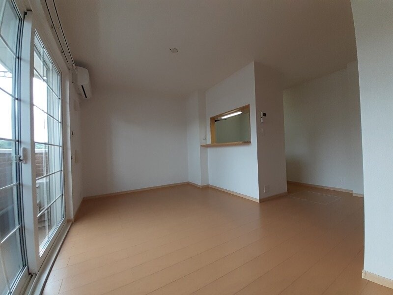 居室・リビング(同タイプ部屋写真です。)