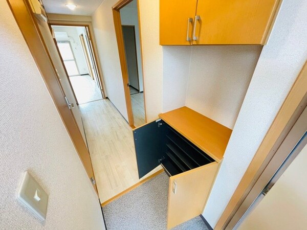 玄関(別部屋同タイプ)