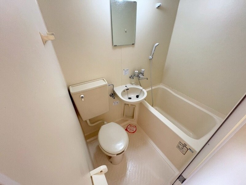 バス／シャワールーム等